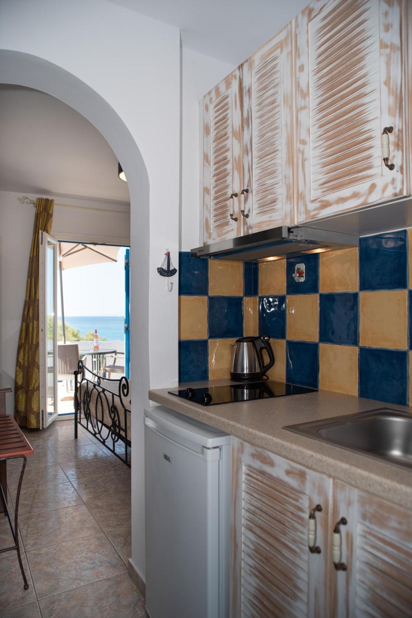 Deep Blue Aparthotel Agios Prokopios  Buitenkant foto